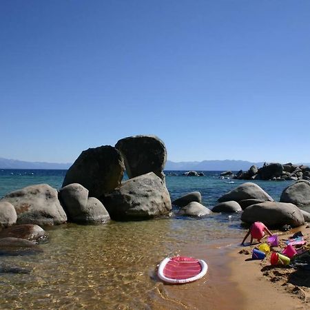 Lake Views, Pet-Friendly Cabin With Hot-Tub In King'S Beach Кингс-Бич Экстерьер фото