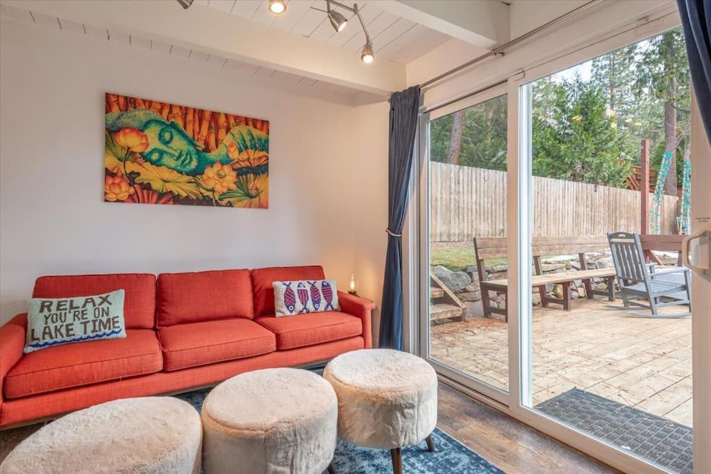 Lake Views, Pet-Friendly Cabin With Hot-Tub In King'S Beach Кингс-Бич Экстерьер фото