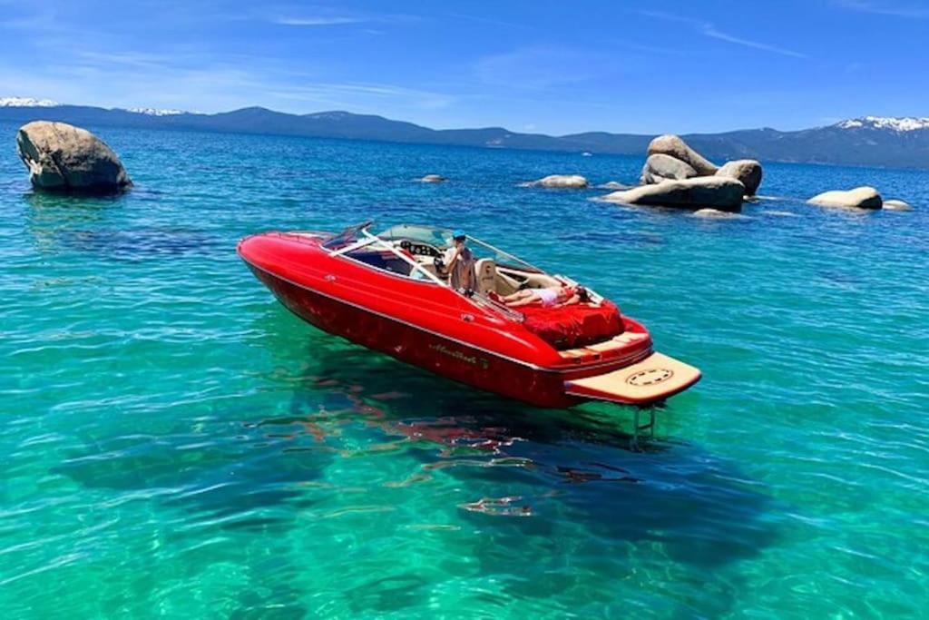Lake Views, Pet-Friendly Cabin With Hot-Tub In King'S Beach Кингс-Бич Экстерьер фото